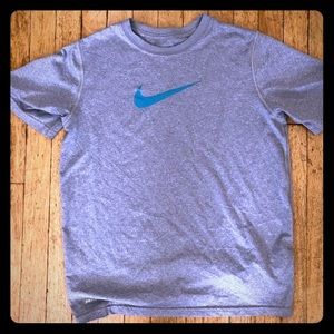 Boys Nike dry fit shirt 🔥🔥